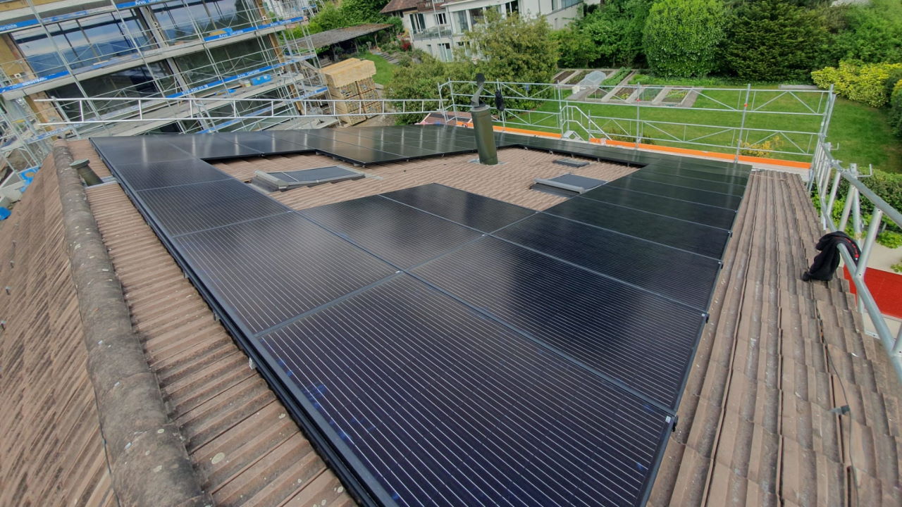 Solaranlage, realisiert von Elektro Beyeler GmbH, Althäusern im Freiamt, Kanton Aargau